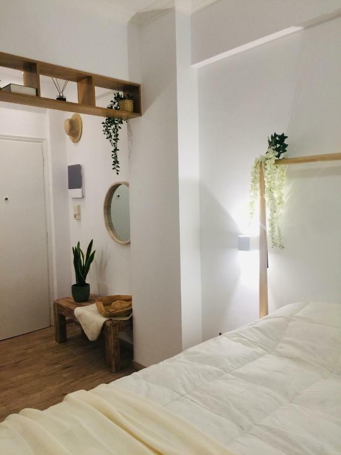 White Tundra Studio Athens Ngoại thất bức ảnh